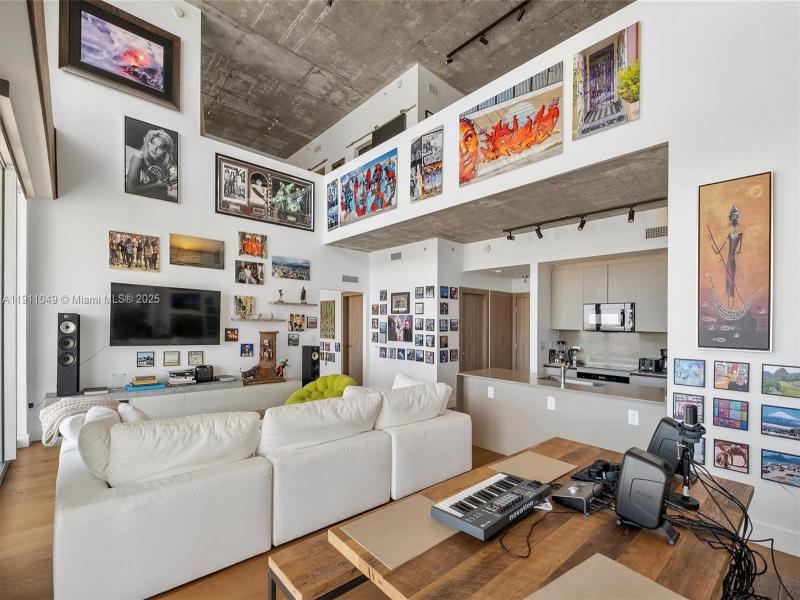 Property photo # 7