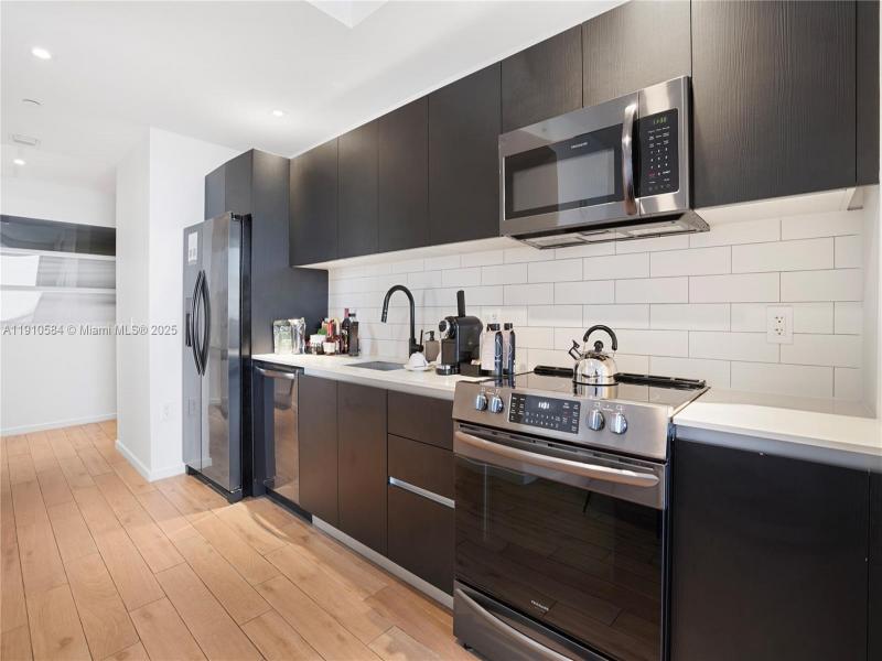 Property photo # 8