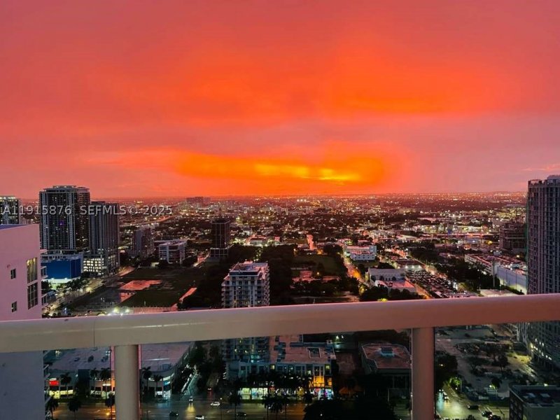 Condo for sale at 1800 Club 4106