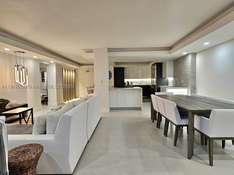 Comprar apartamento en King Cole 524
