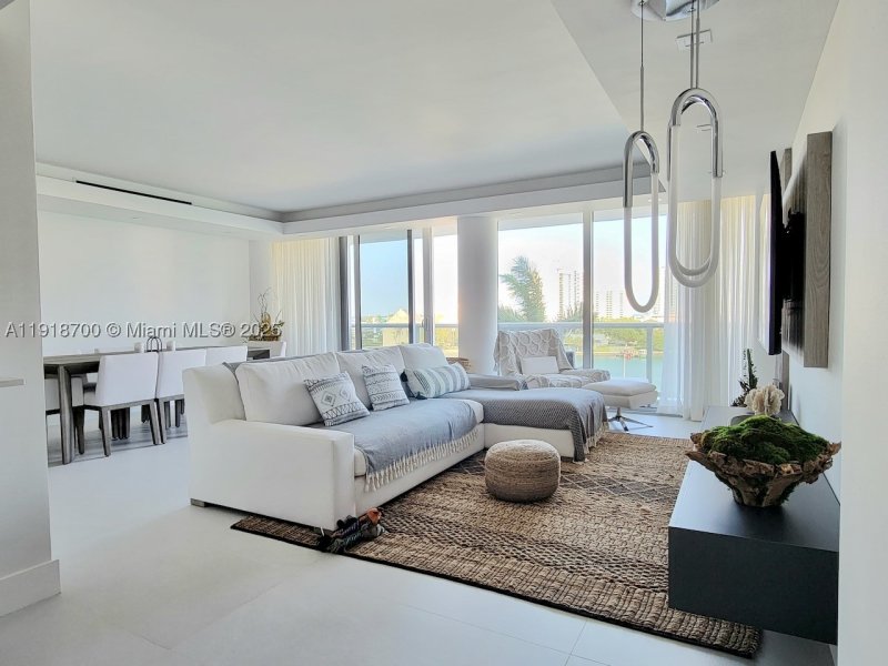 Comprar apartamento en King Cole 524
