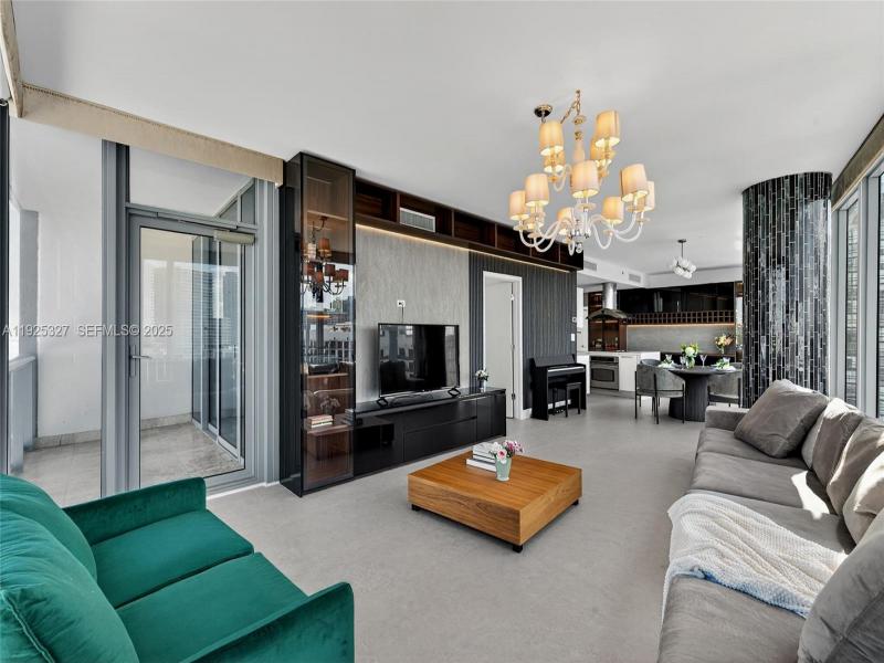 Property photo # 8