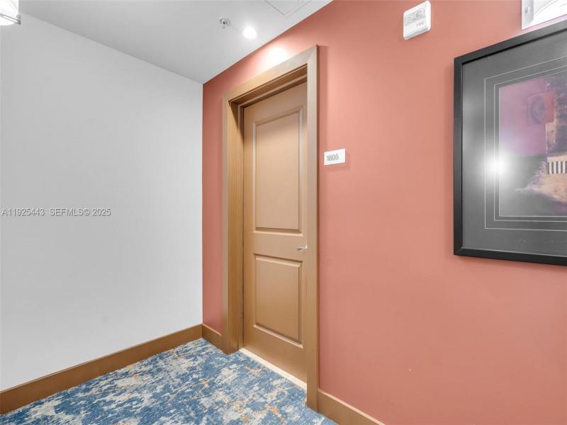 Condo for sale at Strada 315 1805