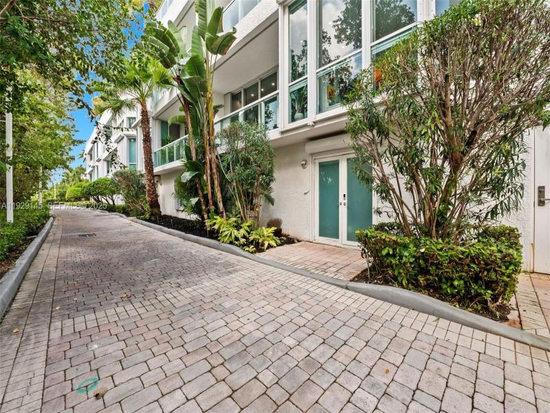 Property photo # 6