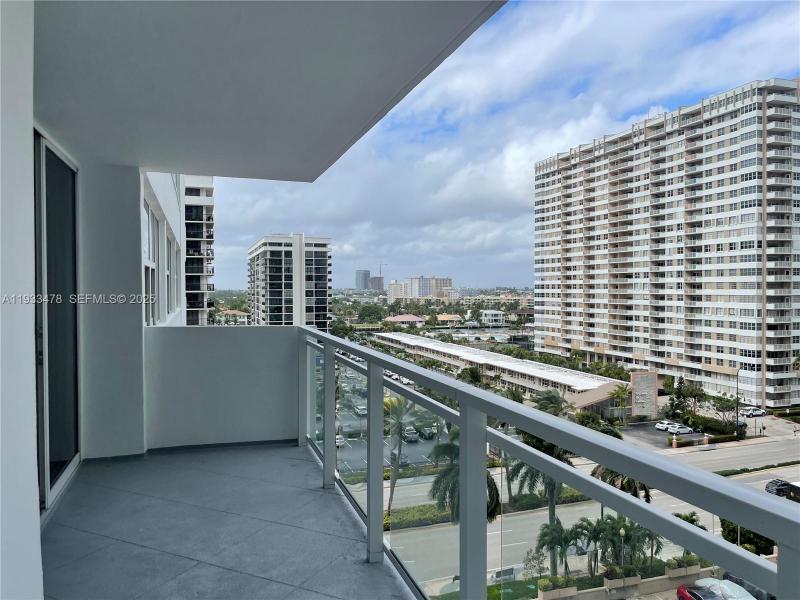 Apartment for rent at Parker Plaza Estates 805