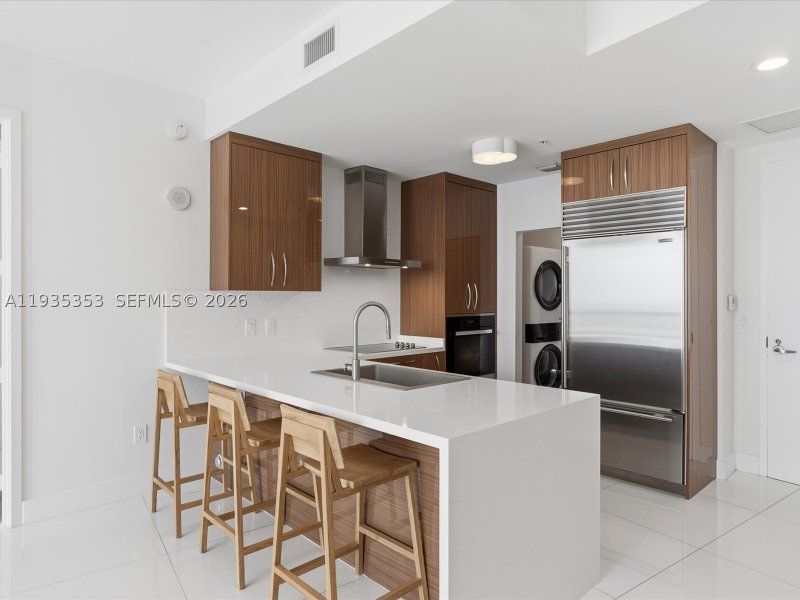 Apartment for rent at Trump Royale 5508