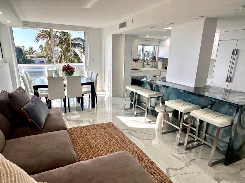 Royal Club Condo Apt #408