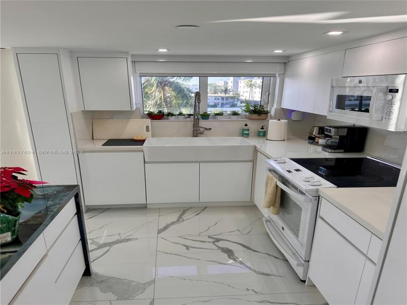 Alquiler de apartamento en Royal Club Condo 408
