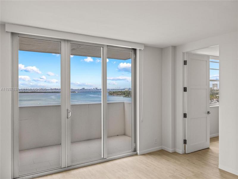 Condo for sale at Island Terrace 15A
