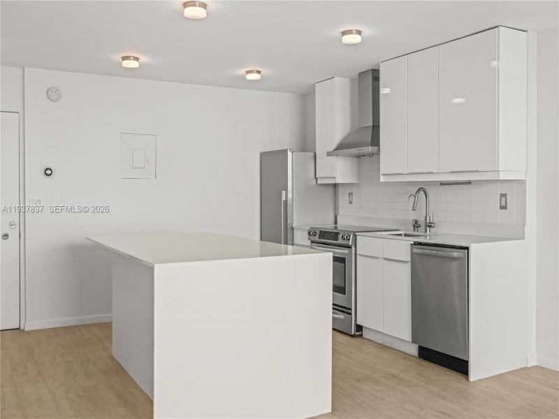 Condo for sale at Island Terrace 15A