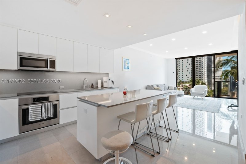 Brickell City Centre Reach Apt #805