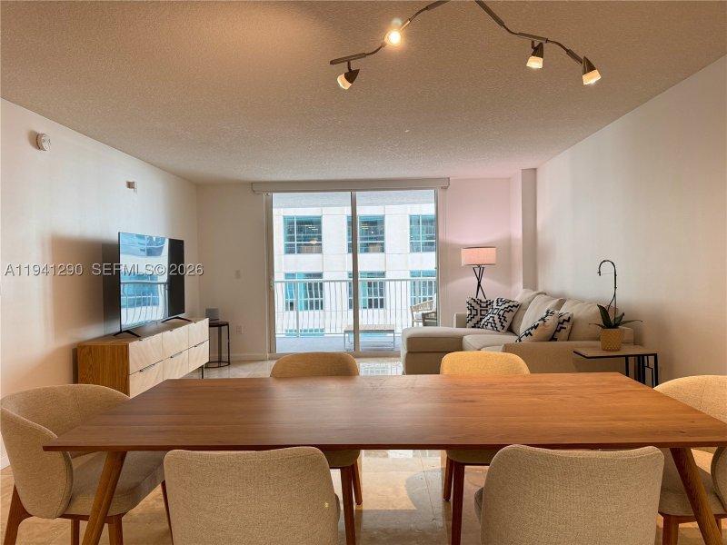 Apartment for rent at The Club At Brickell Bay 1708