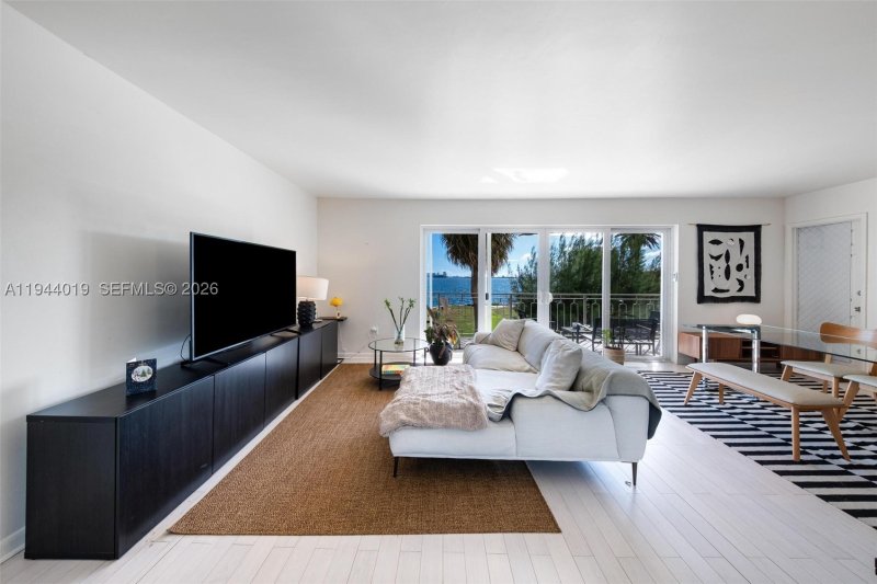 Condo for sale at The Jockey Club I 2D