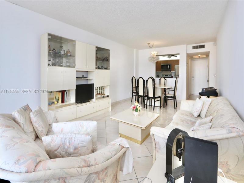 Condo for sale at Britannia at Quadomain 806