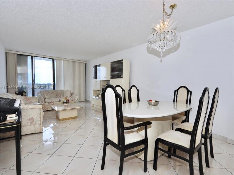 Condo for sale at Britannia at Quadomain 806