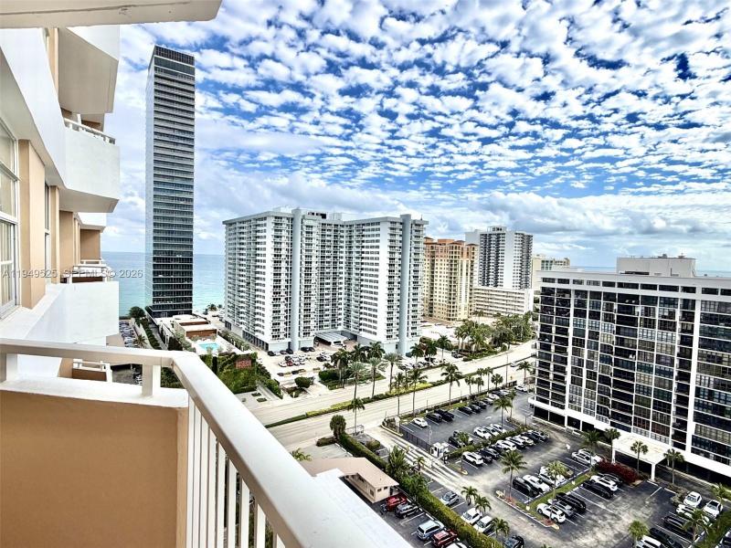 Condo for sale at The Hemispheres 16C