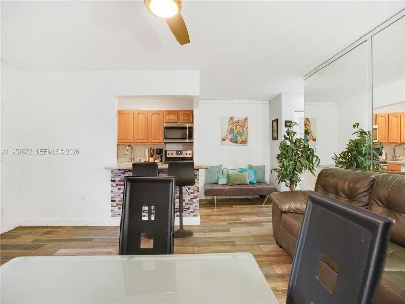 Comprar apartamento en Bayshore Yacht Tennis Club 102