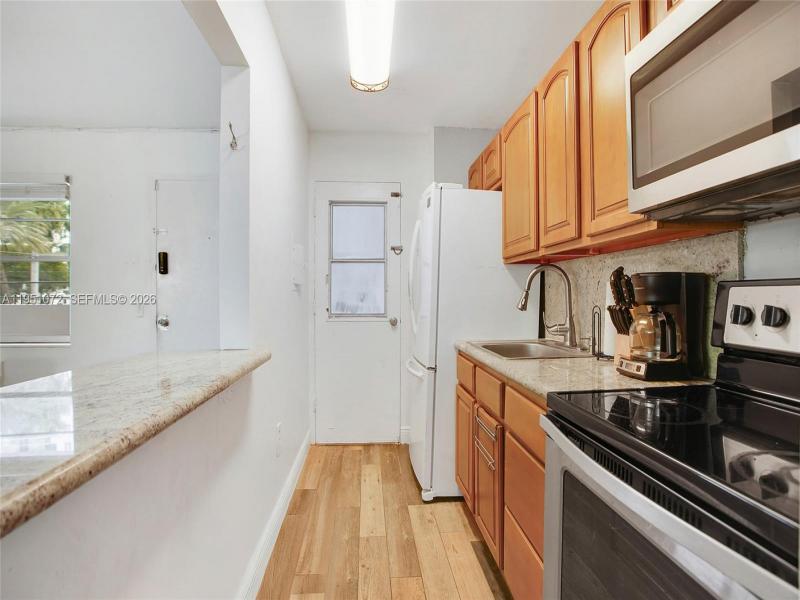 Comprar apartamento en Bayshore Yacht Tennis Club 102