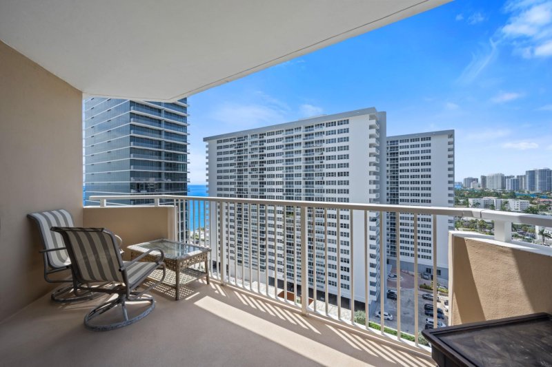 Condo for sale at The Hemispheres 15l