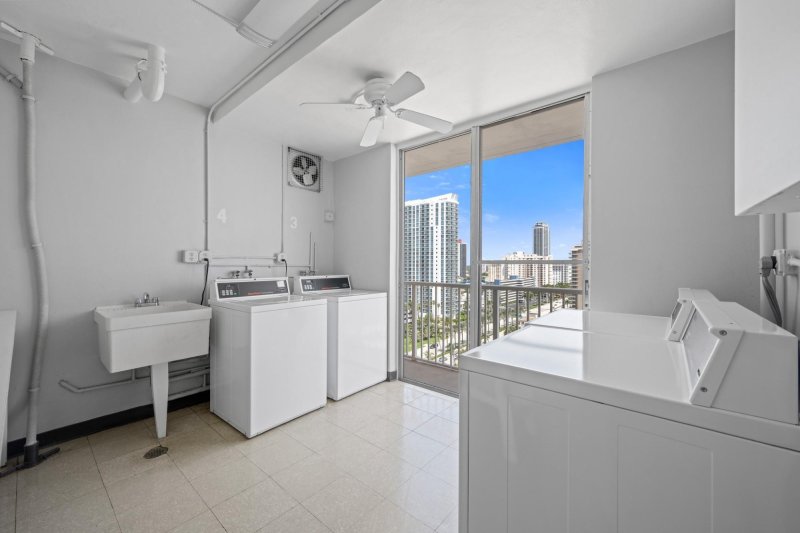 Condo for sale at The Hemispheres 15l