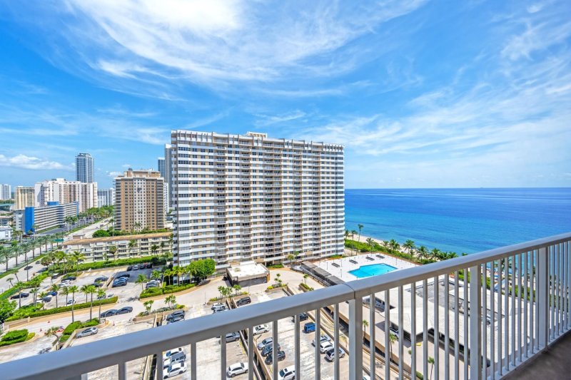 Condo for sale at The Hemispheres 15l
