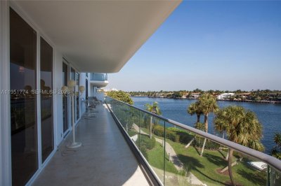 Turnberry Isle Apt #4H
