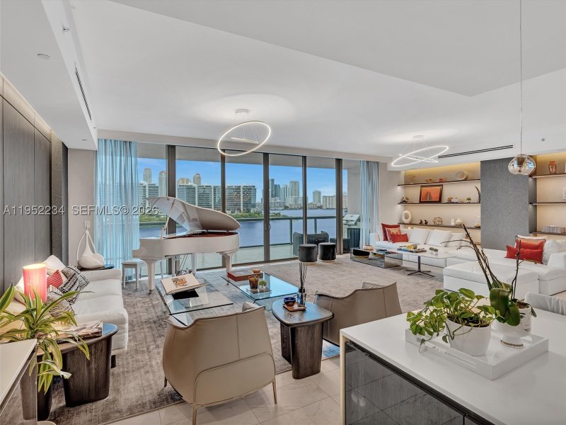 Comprar apartamento en Echo Aventura 718