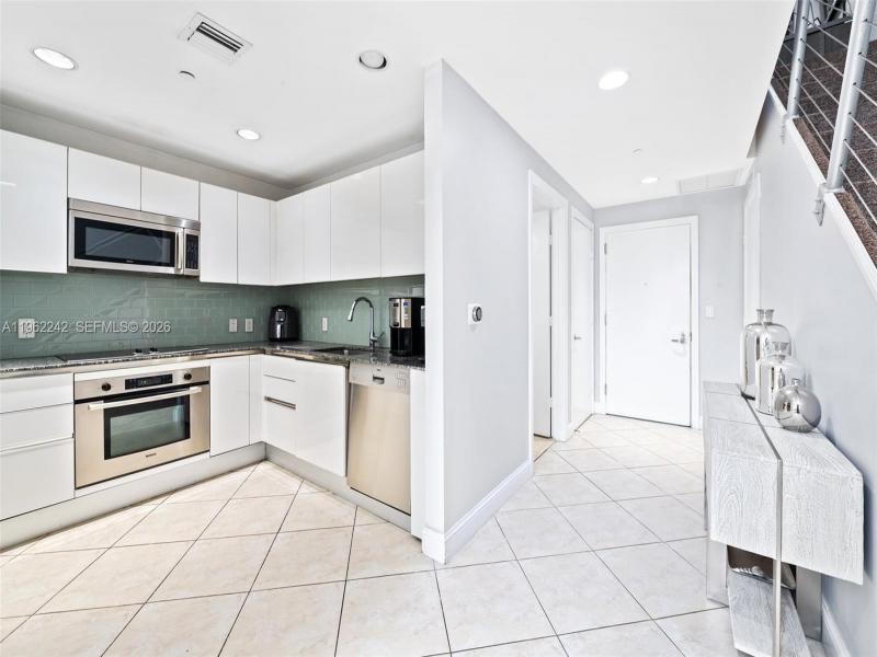 Property photo # 6