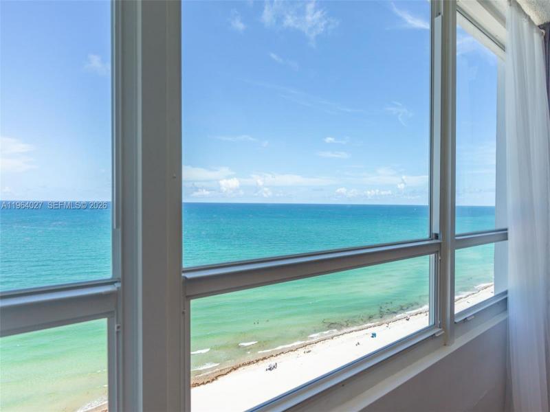 Comprar apartamento en Castle Beach Club 1623