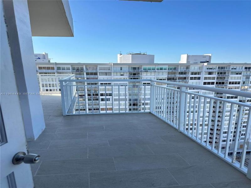 Comprar apartamento no Del Prado South Tower PH05