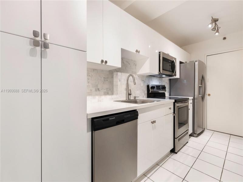 Property photo # 8