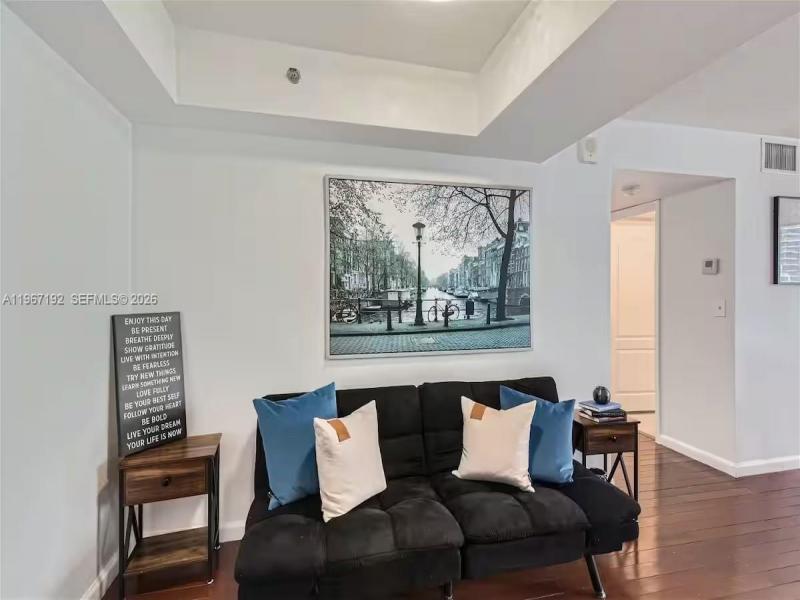 Property photo # 2