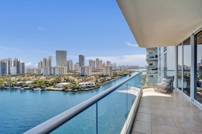 Turnberry Isle Apt #18j
