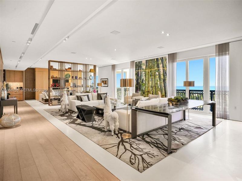 Comprar apartamento en Bella Vista North 1103&1104