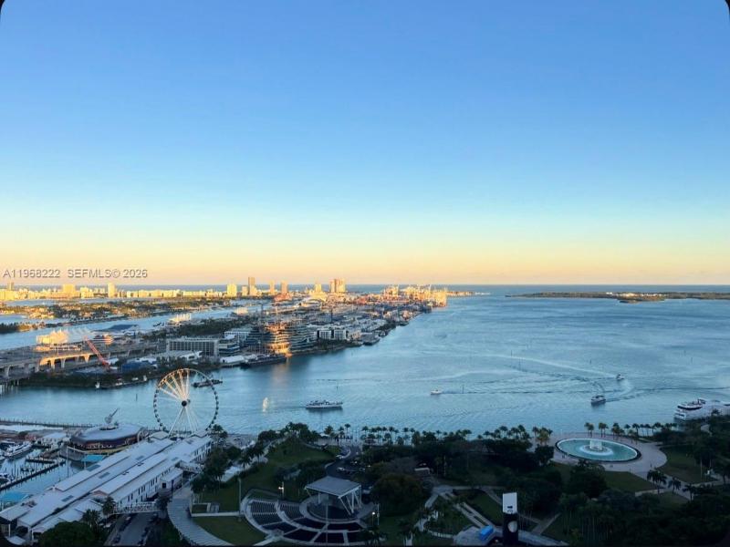Vizcayne South Tower Apt #3903