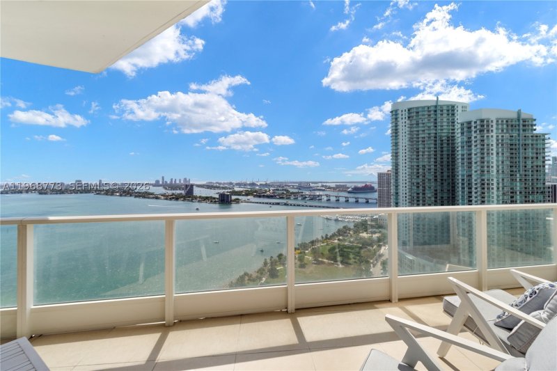 Comprar apartamento en Paramount Bay 3102