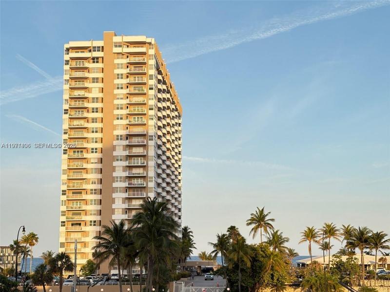 Condo for sale at The Hemispheres 2F