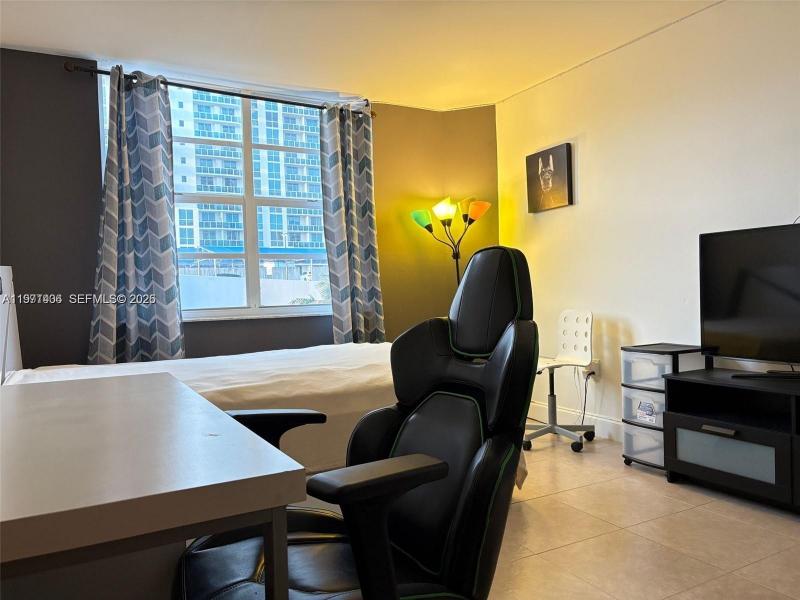 Condo for sale at The Hemispheres 2F