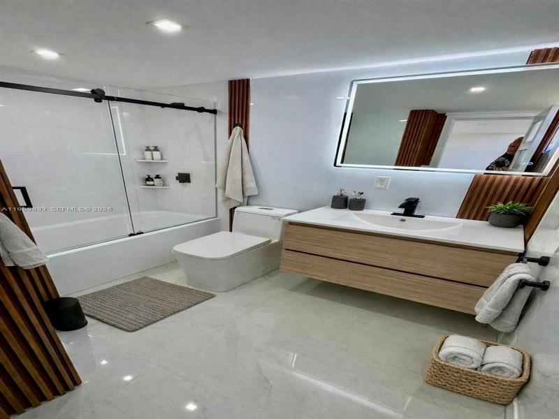 Comprar apartamento en Plaza of the Americas 814