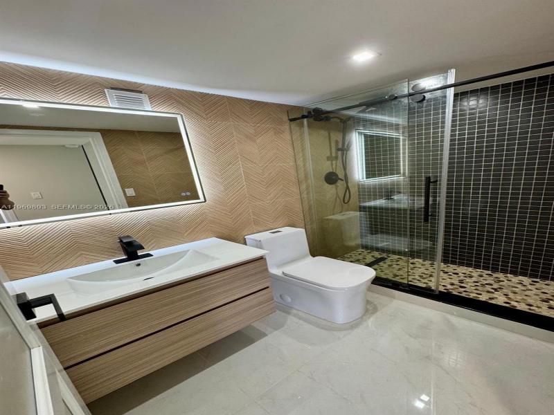 Comprar apartamento en Plaza of the Americas 814