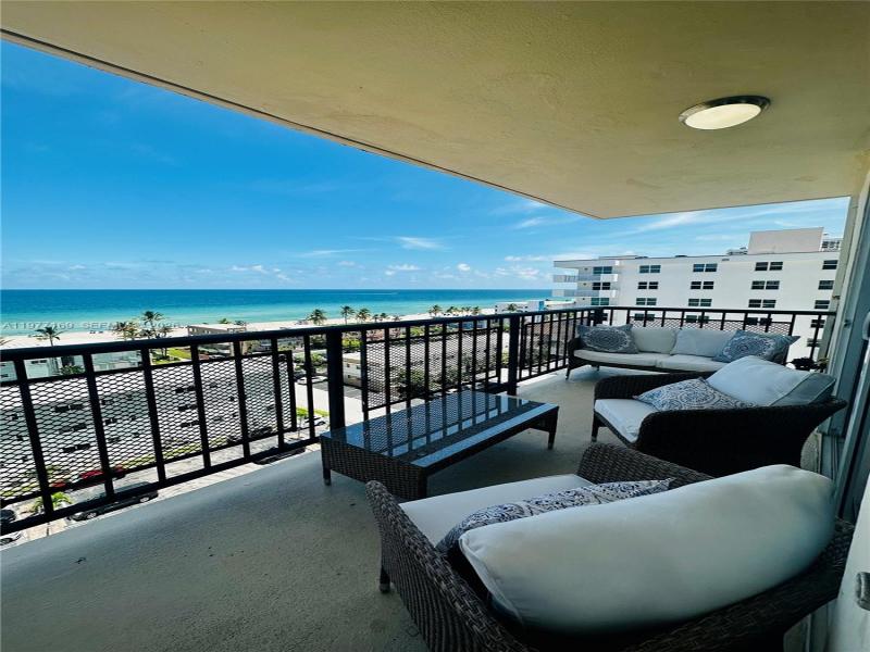 Apartment for rent at Oxford Towers 1006