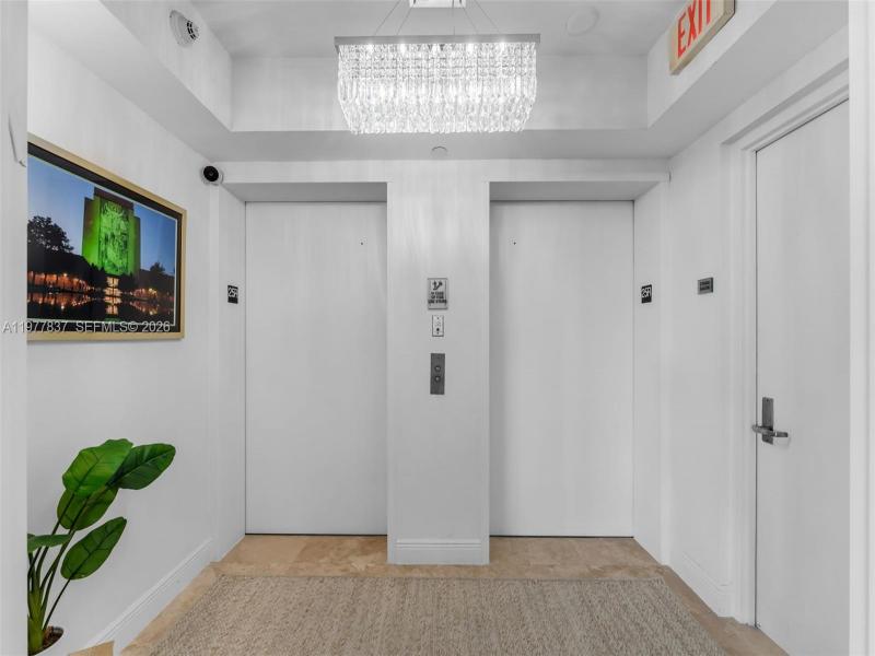 Condo for sale at Las Olas River House 2505