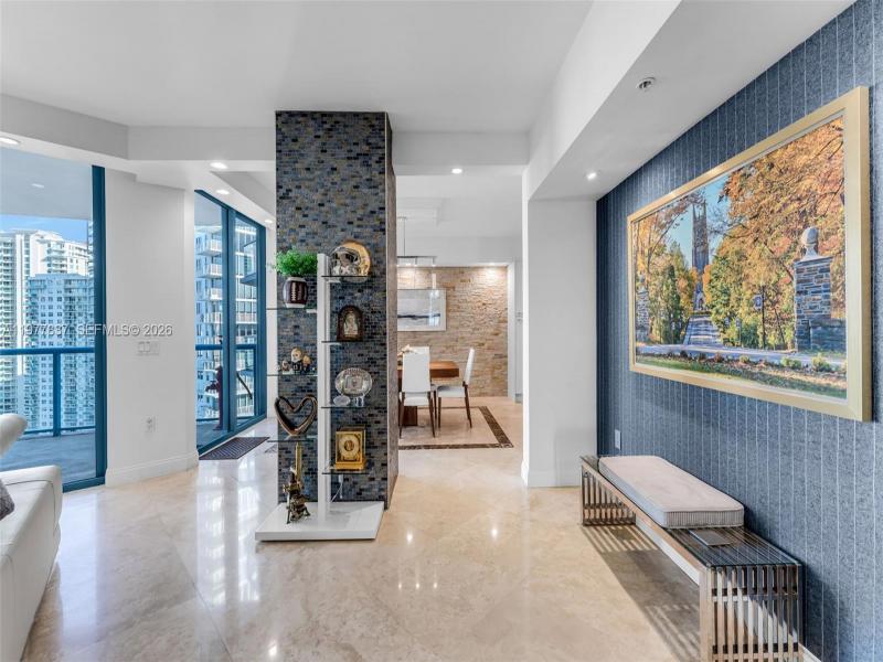 Condo for sale at Las Olas River House 2505
