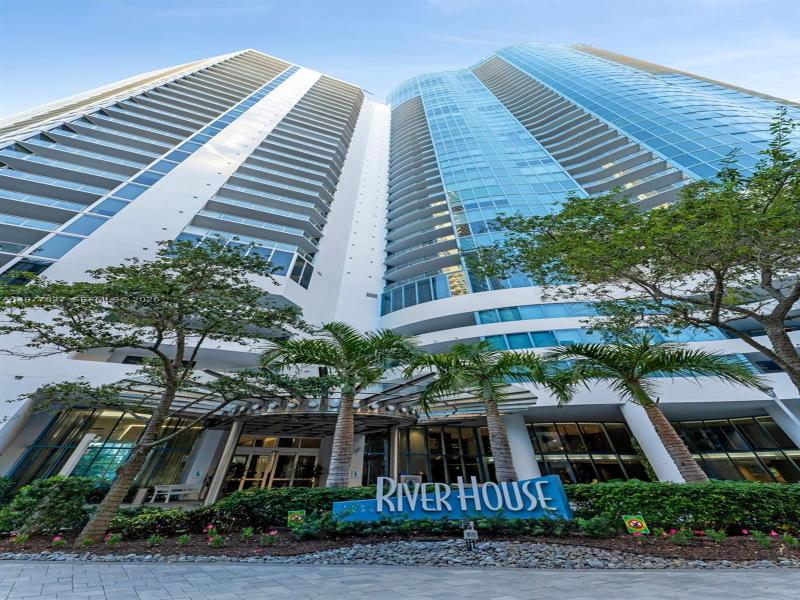 Las Olas River House Apt #2505