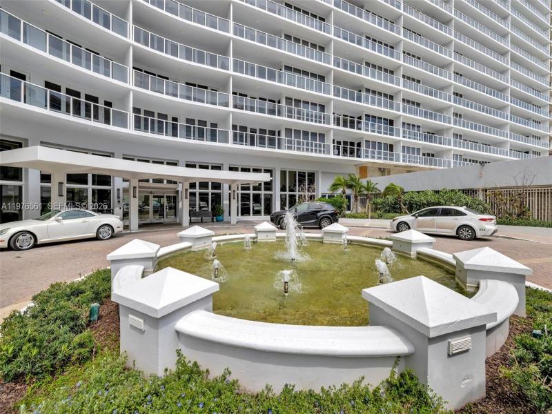 Condo for sale at The Galleon 307