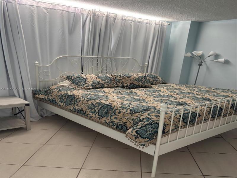 Condo for sale at Pavilion 505