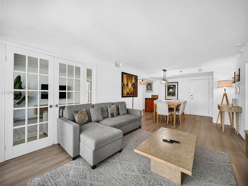 Comprar apartamento en The Alexander 1214