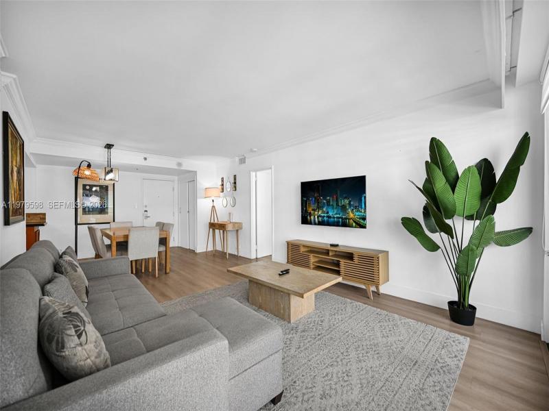 Comprar apartamento en The Alexander 1214