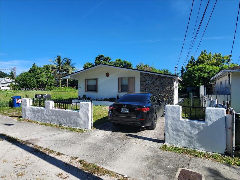 Property photo # 8