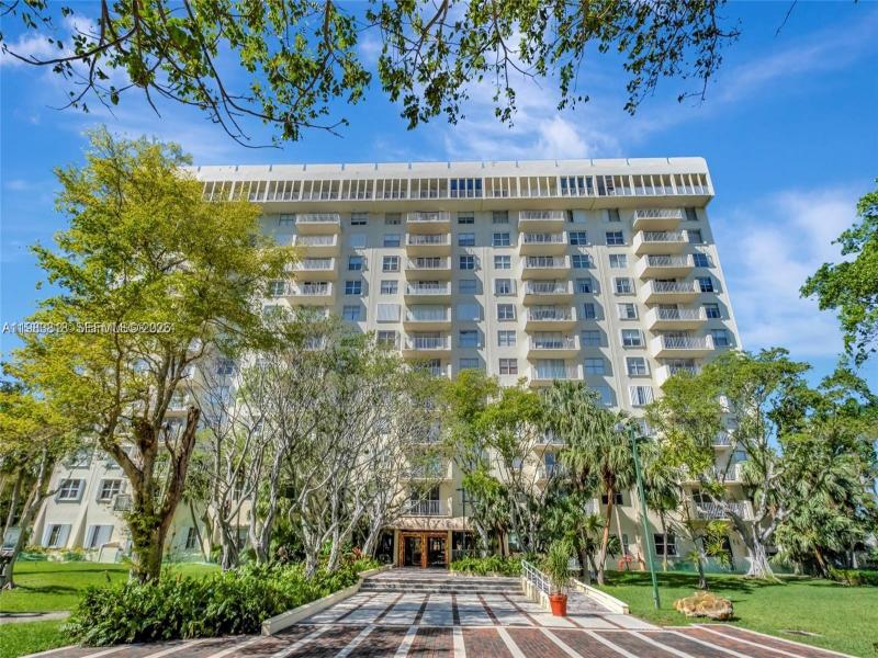 Comprar apartamento en Jockey Club 8F